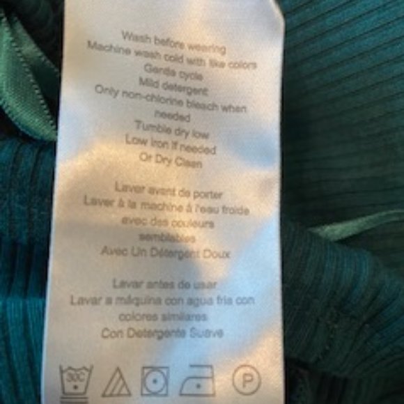 A PEA IN THE POD SZ. M MATERNITY TOP - Picture 6 of 7